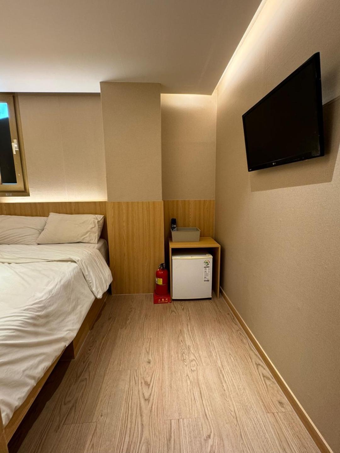 Well Plus Guest House โซล ภายนอก รูปภาพ